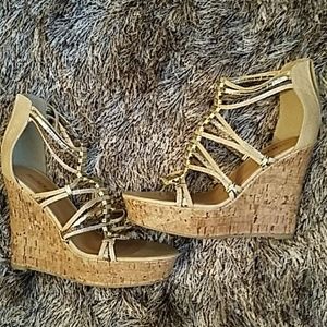 NWOT Gold and nude cork wedges